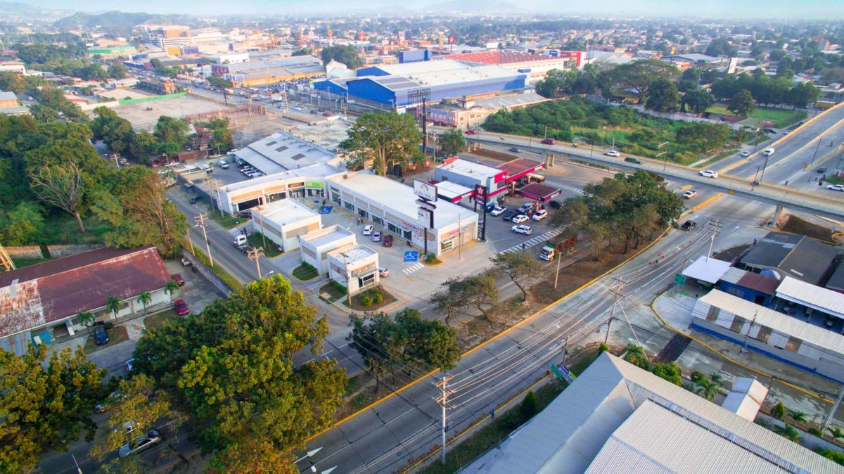la mejor plaza para alquilar locales en san pedro sula